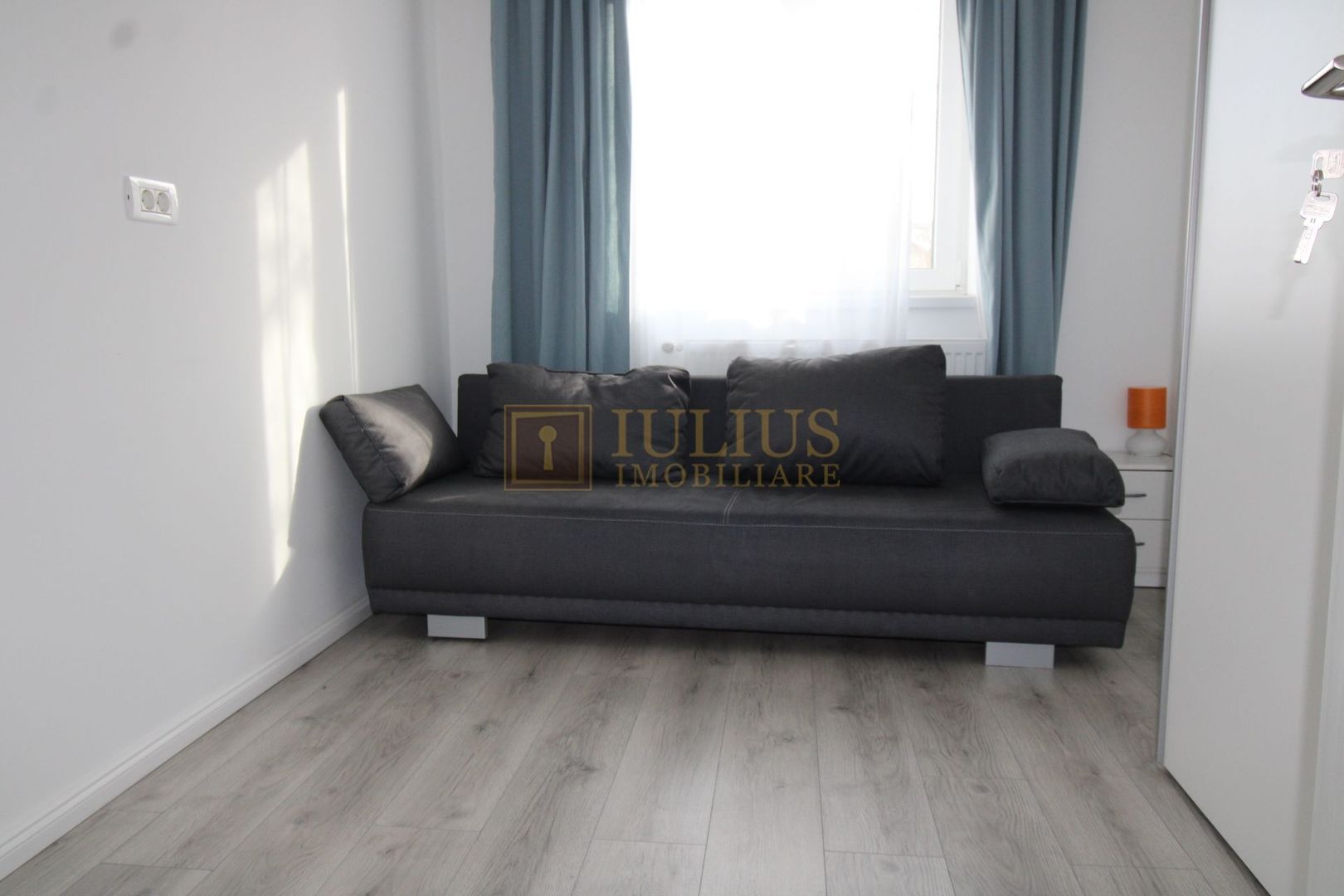 3 camere, Bulevardul Cetatii, zona ideala, centrala proprie - Poză 12