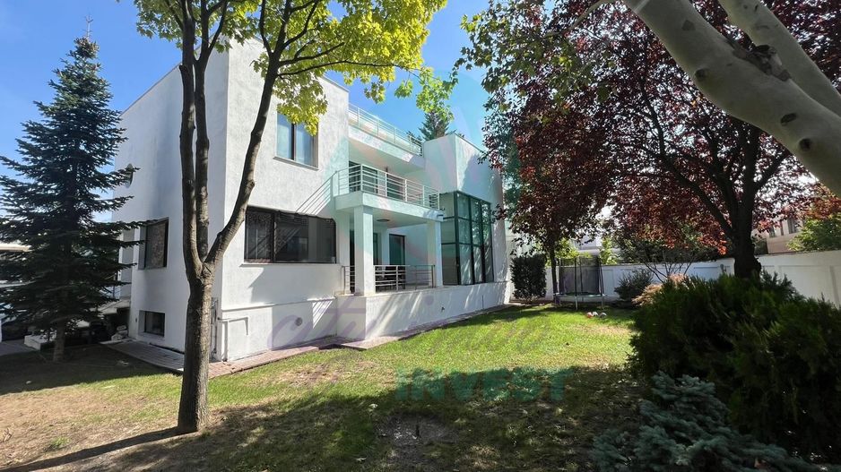 Vila individuala 12 camere Iancu Nicolae- Jolie Ville - Poză 1