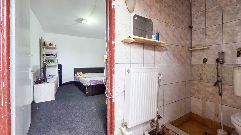 Ghencea – Casă individuală cu mare potențial, poziție excelentă ! - Poză 20