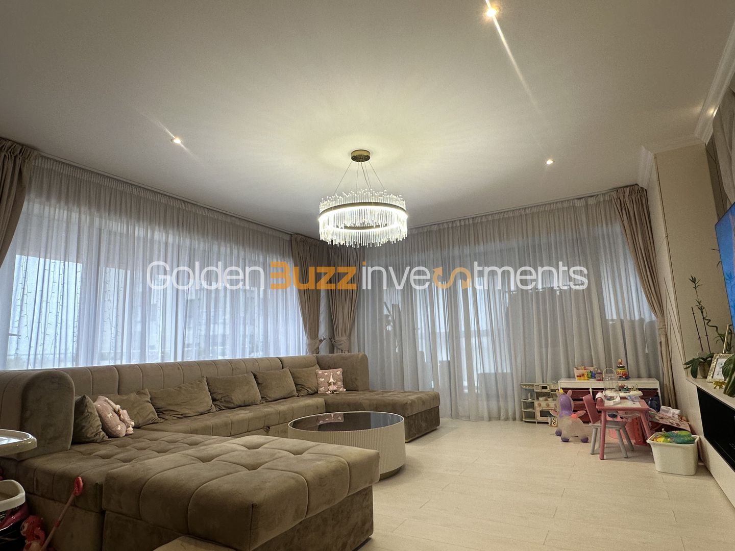 Apartament spectaculos cu 3 camere, 100 mp utili +terasă impresionanta - Poză 1