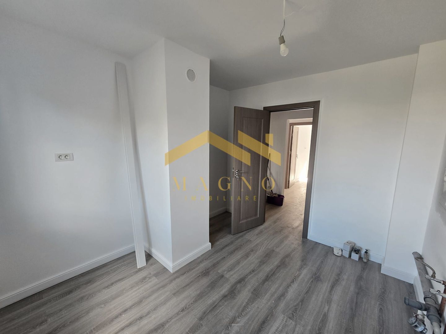 Apartament cu 4 camere de vanzare, Zona Malul Muresului/Praporgescu - Poză 6