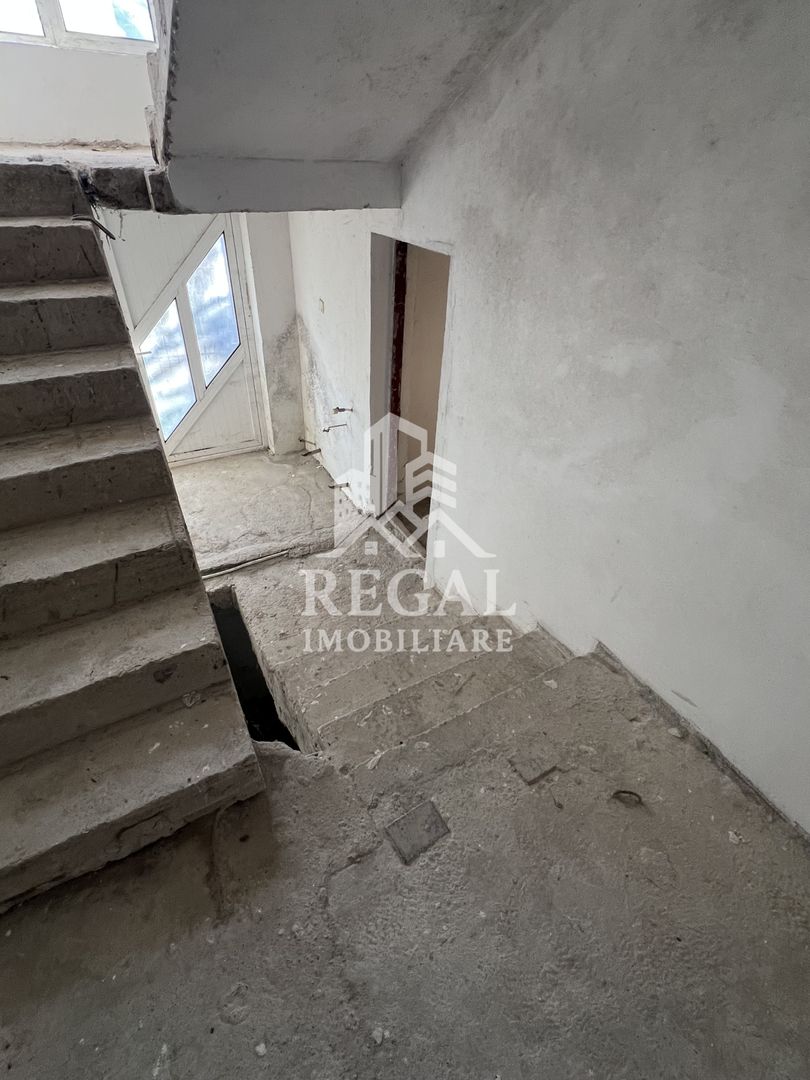 Casă de vânzare în sat Bos – oportunitate pentru locuință sau afacere - Poză 14