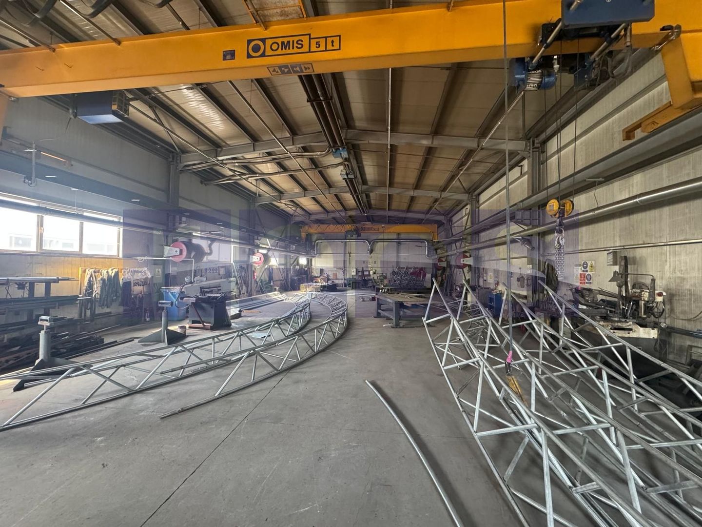 Hală industrială 374mp echipată | Pod rulant + utilaje | Crevedia - Poză 9