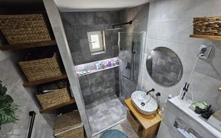 Vânzare apartament 2 camere decomandat – complet renovat. - Poză 6
