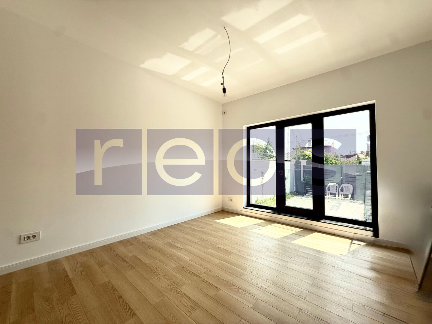 VÂNZARE VILĂ | ZONA OZANA | 5 CAMERE | ÎNCĂLZIRE ÎN PARDOSEALĂ - Poză 5