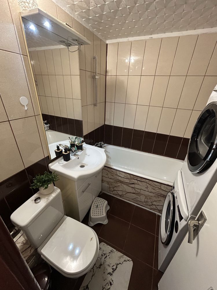 Apartament 3 camere an 1984 Metrou Gorjului Bucuresti - Poză 5