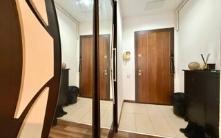 Apartament de vanzare - Poză 2