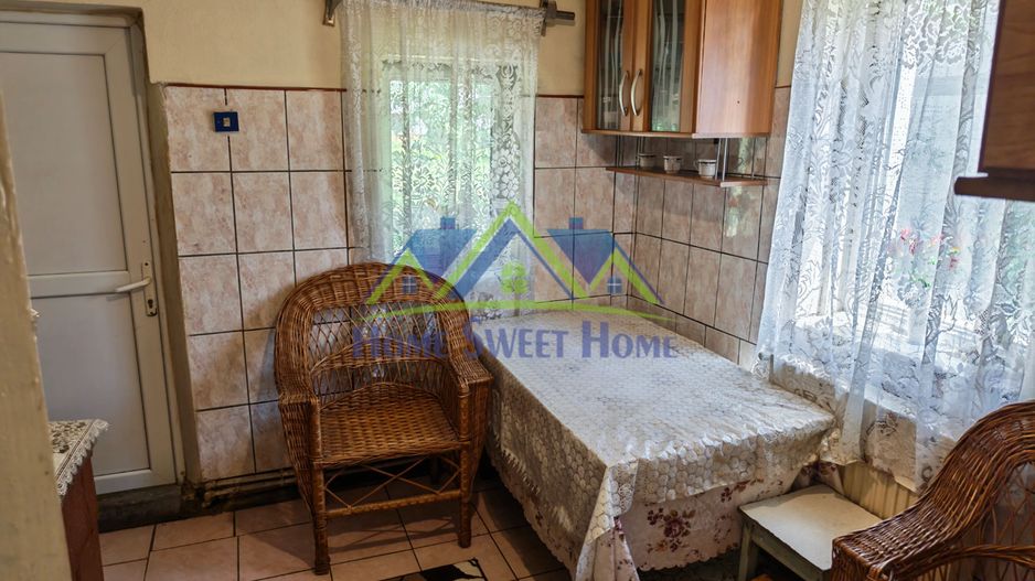 Casa Ghelari, 3 camere, 678mp, baie, buc., termopane, curte si gradina - Poză 8