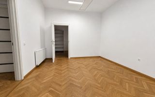 Casă de închiriat Sibiu, 4 camere | Central | 130 mp - Poză 8