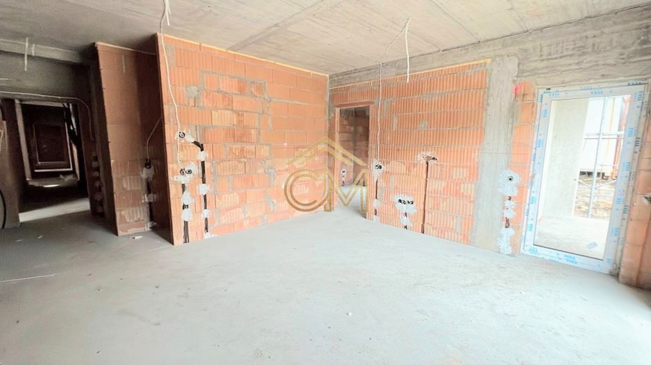 Apartament 2 Camere-43,30MPU-Parter-Terasa-Parcare - Poză 2