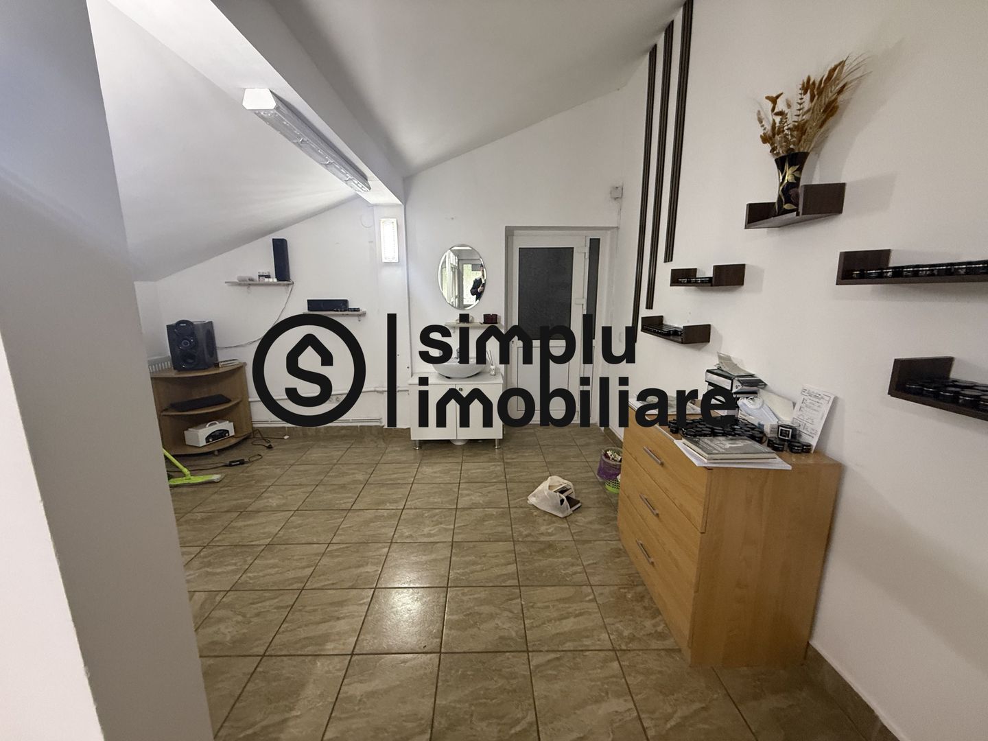 Spatiu Comercial/ Casa Rovine - Poză 13