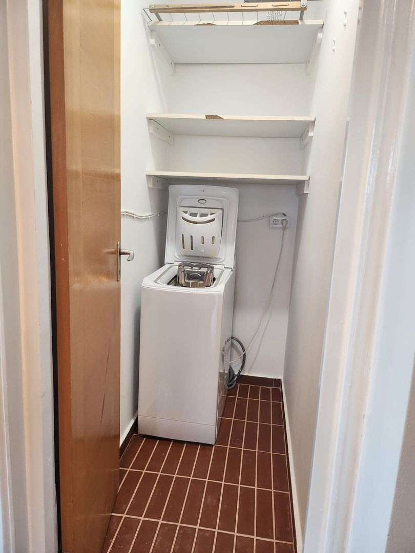 De Inchiriat Garsoniera Bd. Decebal LUX cu TERASA langa Rond Alba Iulia - Poză 22