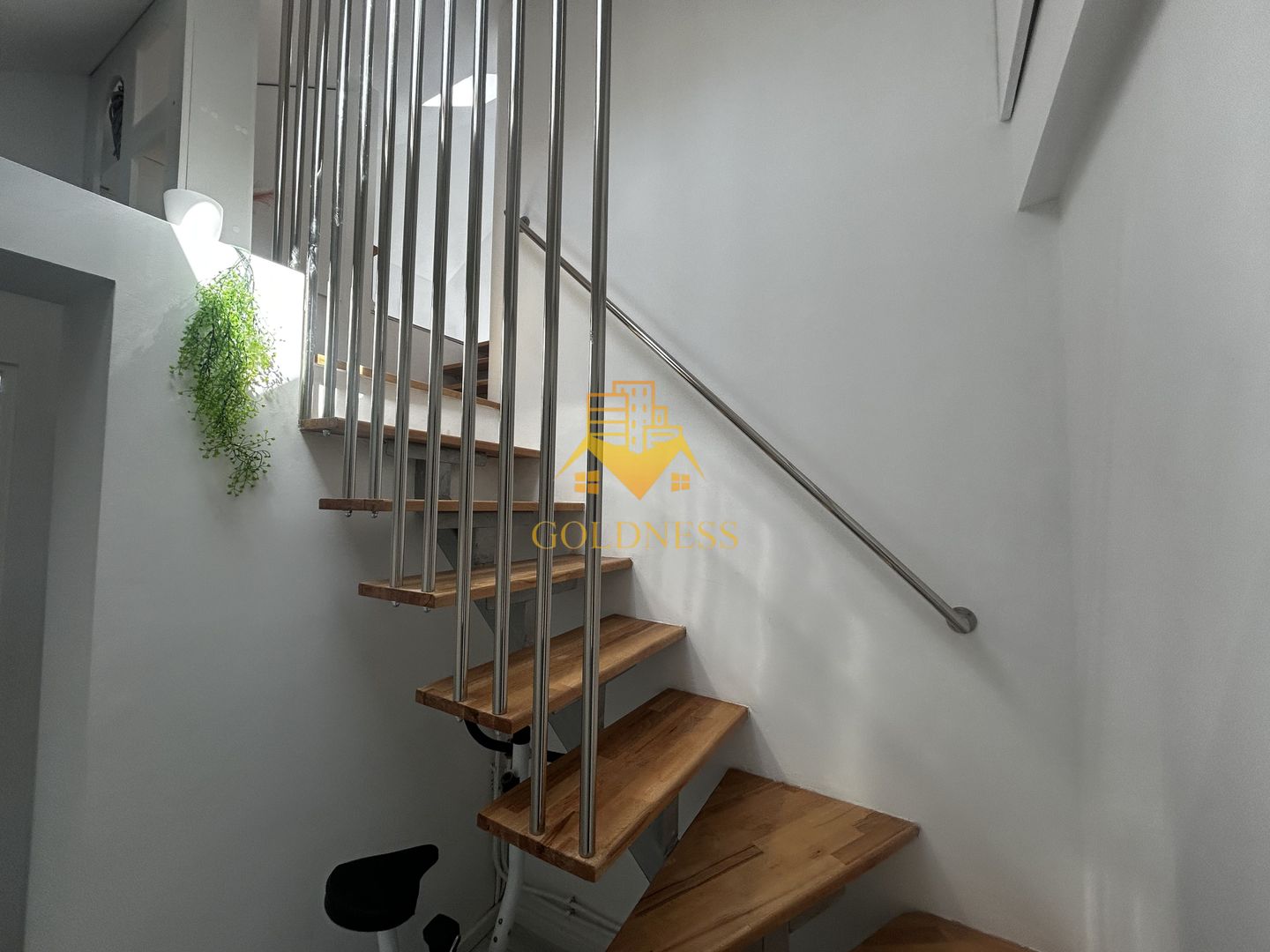 3 camere, modern, curte 105 mp, Parcul Central, Polivalenta, central - Poză 11