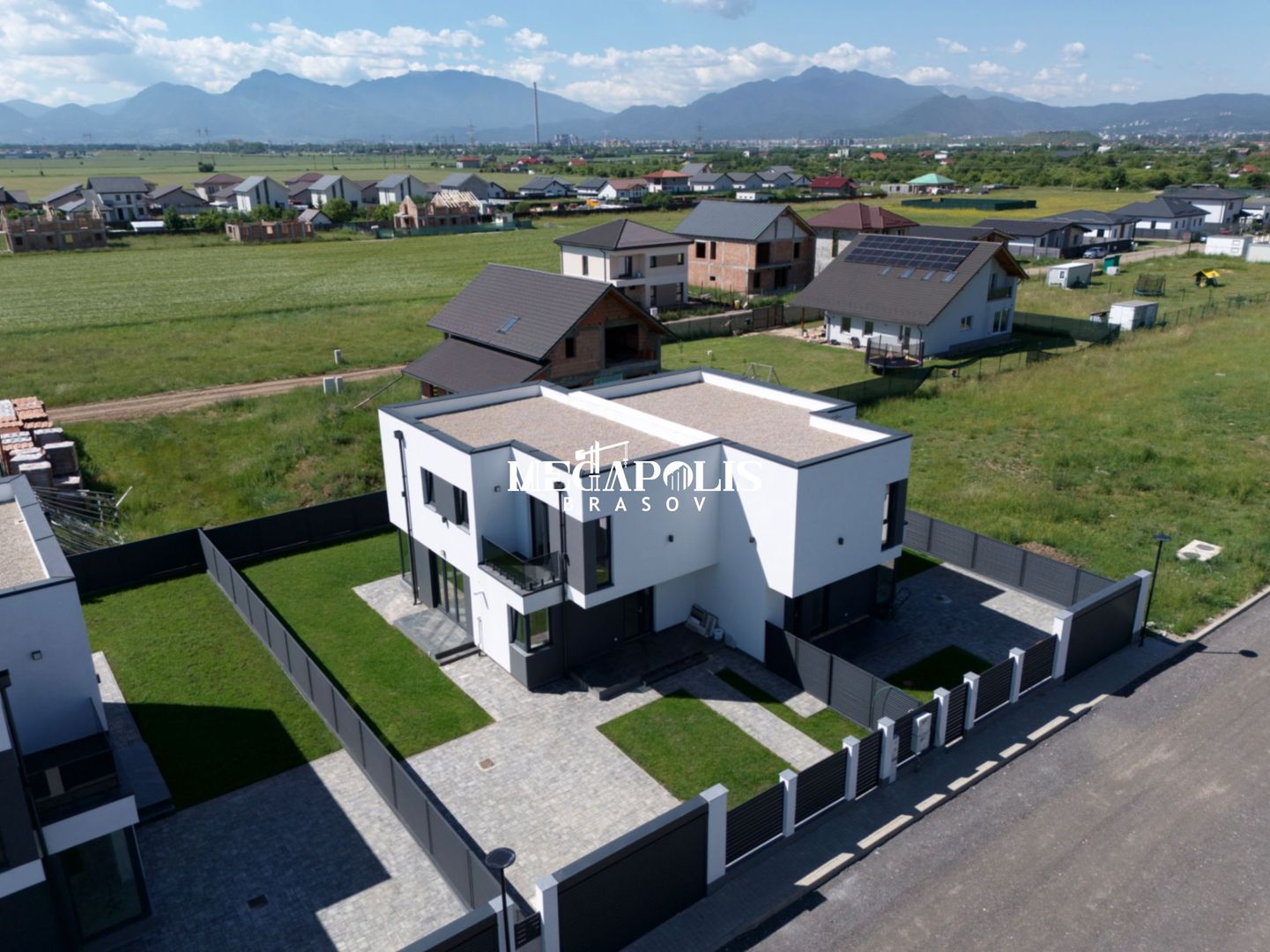Mobilat Utilat Lux / Intabulat / Utilitati - Poză 32