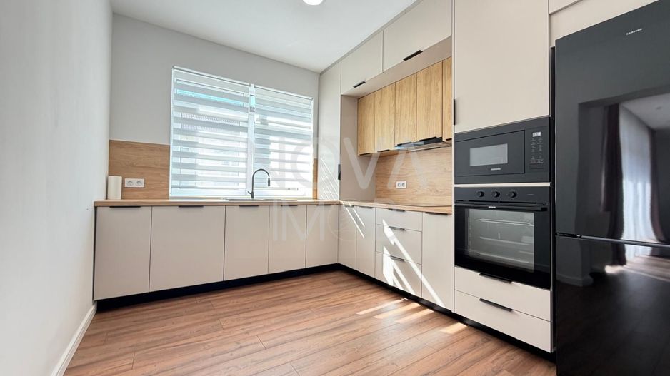 Apartament modern - 3 camere, prima inchiriere - Strand - Poză 3