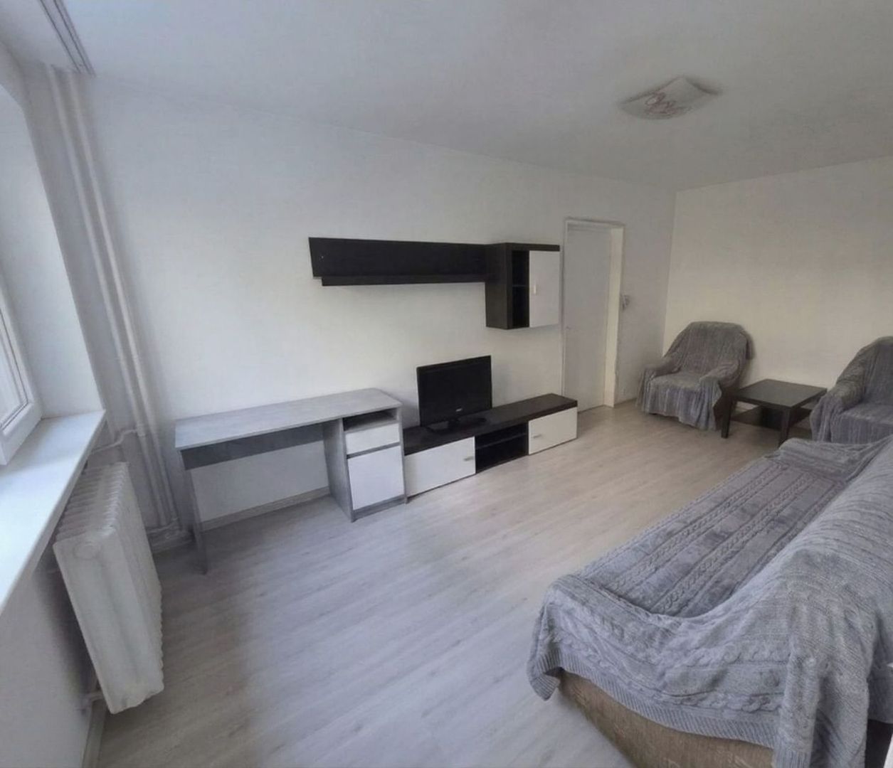 2 camere decomandat | Etaj 2/9 | Metrou Favorit - Poză 3