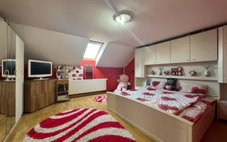Casa individuala | 8 camere | 440 mp | Toate utilitatile | Maieri - Poză 11