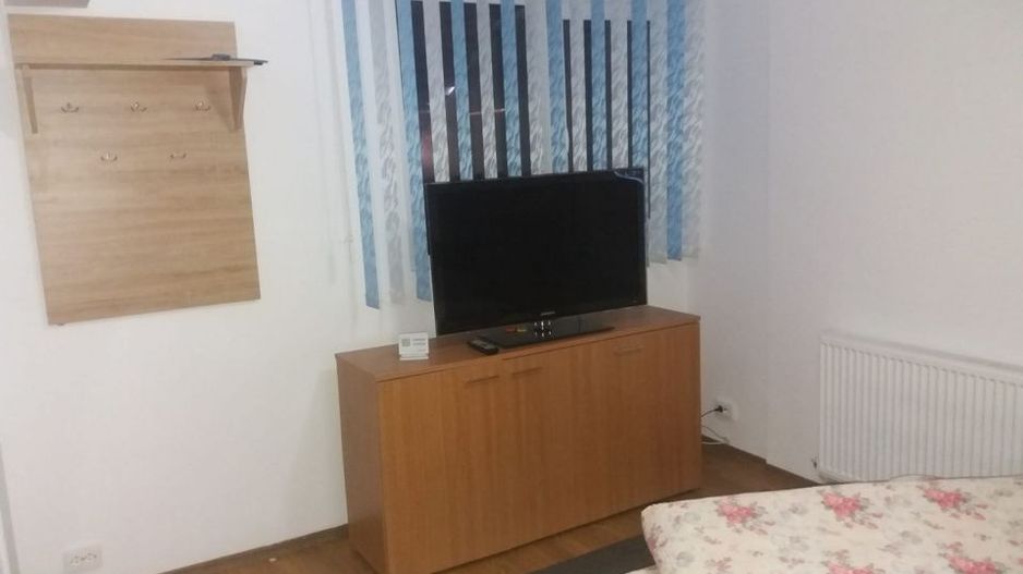 Cabană în Rânca cu 500 mp teren și panoramă impresionantă - Poză 22