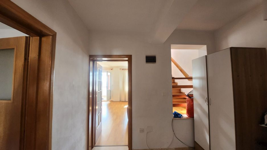 Apartament de vanzare Gh. Doja pe 3 nivele - Pitesti - Poză 4