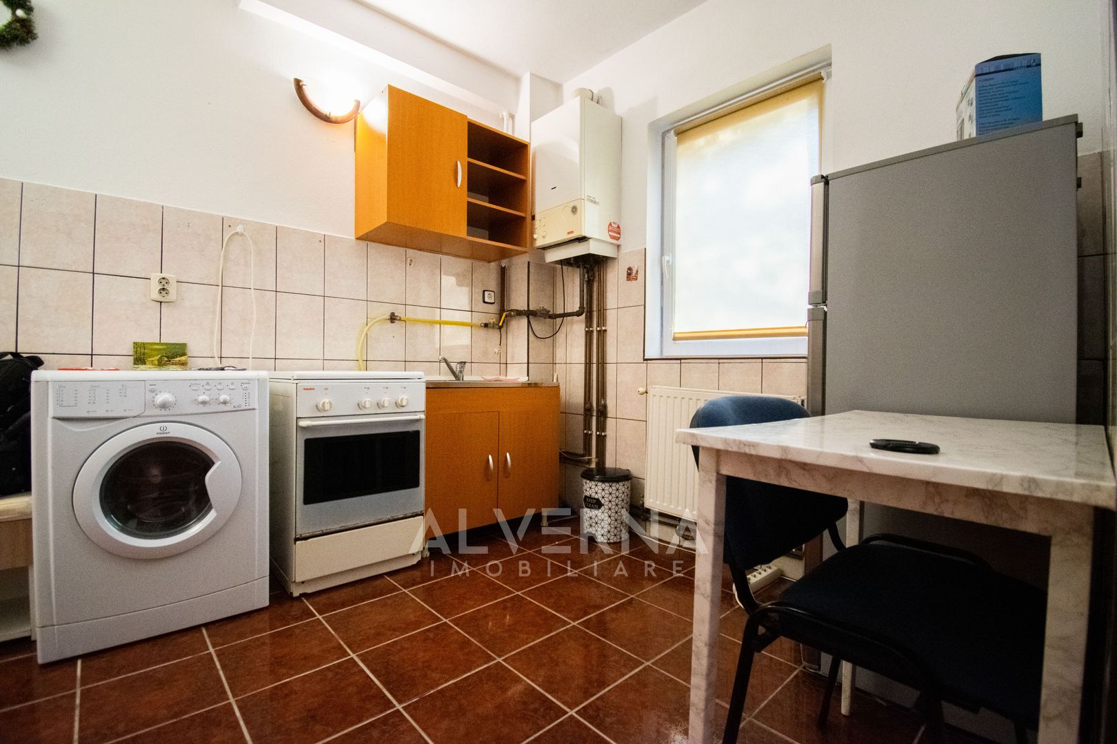 Inchiriere garsoniera 30mp, centrala proprie, zona UMF / Zorilor - Poză 3