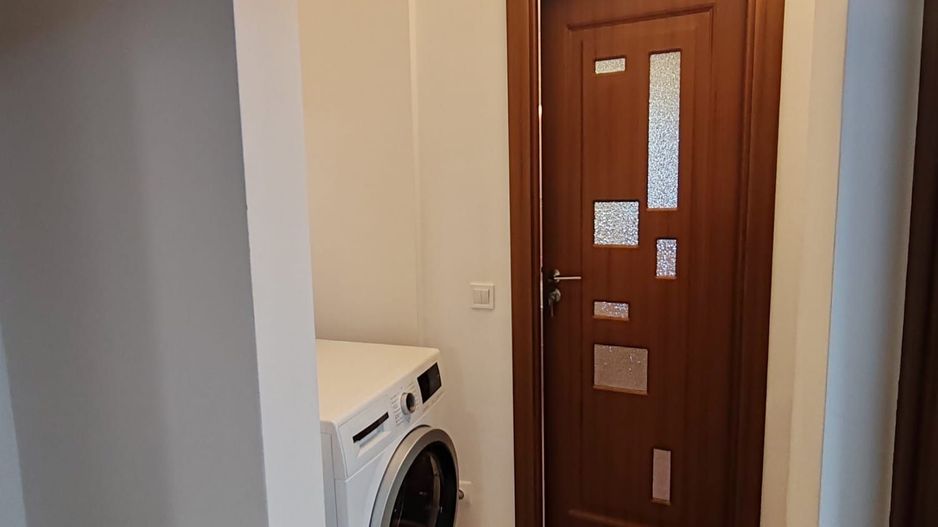 Apartament 3 camere decomandat etajul 1 65mp 500euro Nicolina 2 - Poză 12