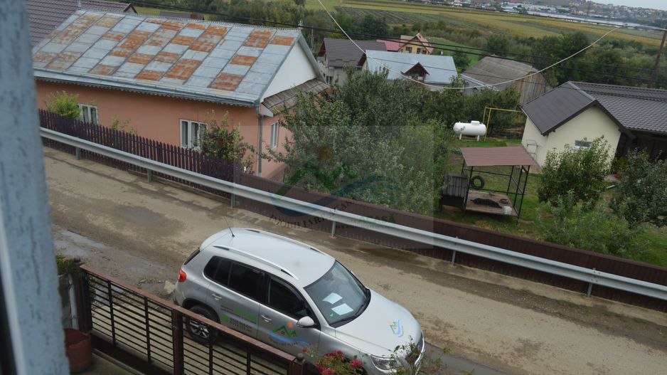 Casă de vânzare în Sfântu Ilie și teren 2000 mp - Poză 39