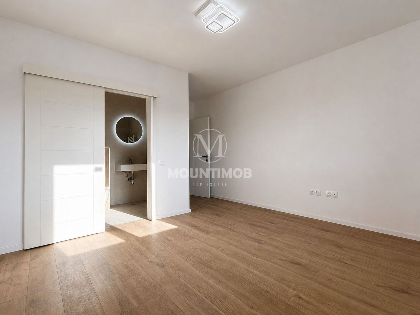 3 camere Tractorul–Coresi, 80 mp/utili,  mutare imediata - Poză 3