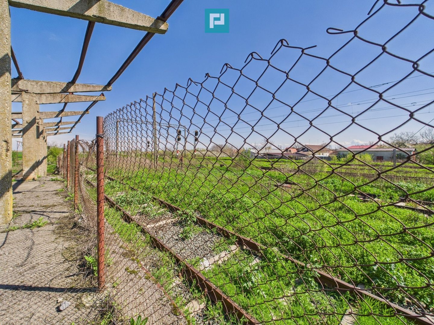 Spațiu industrial, rampă și acces la calea ferată - Poză 10