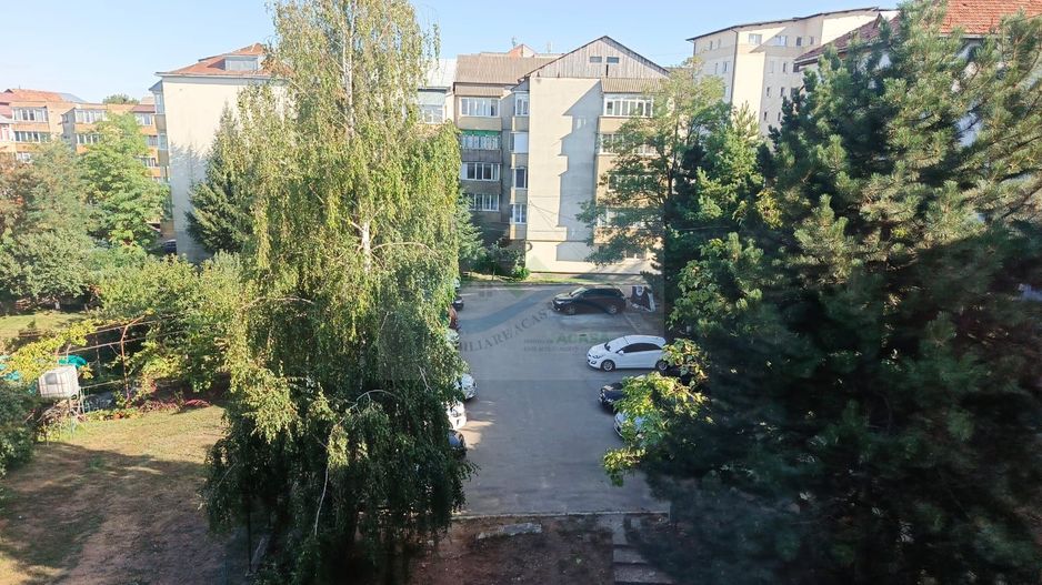 Apartament 2 camere de vânzare / Obcini - Poză 5