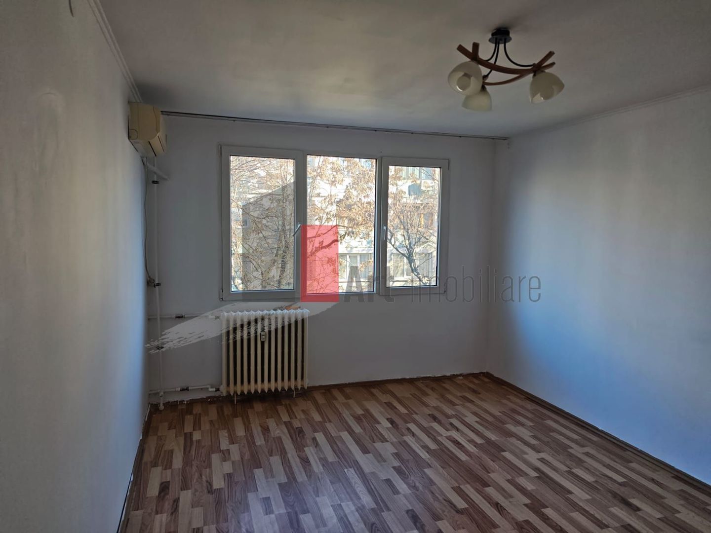 Vânzare apartament 3 camere Bd. Obregia - Piața Străduinței - Poză 2