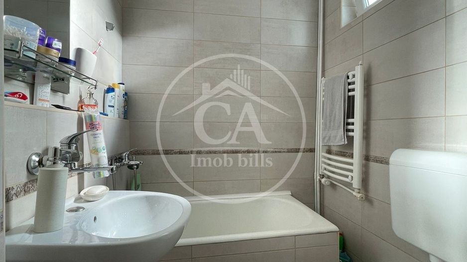 Apartament de vânzare cu 2 camere în zona Velența, Oradea - Poză 9