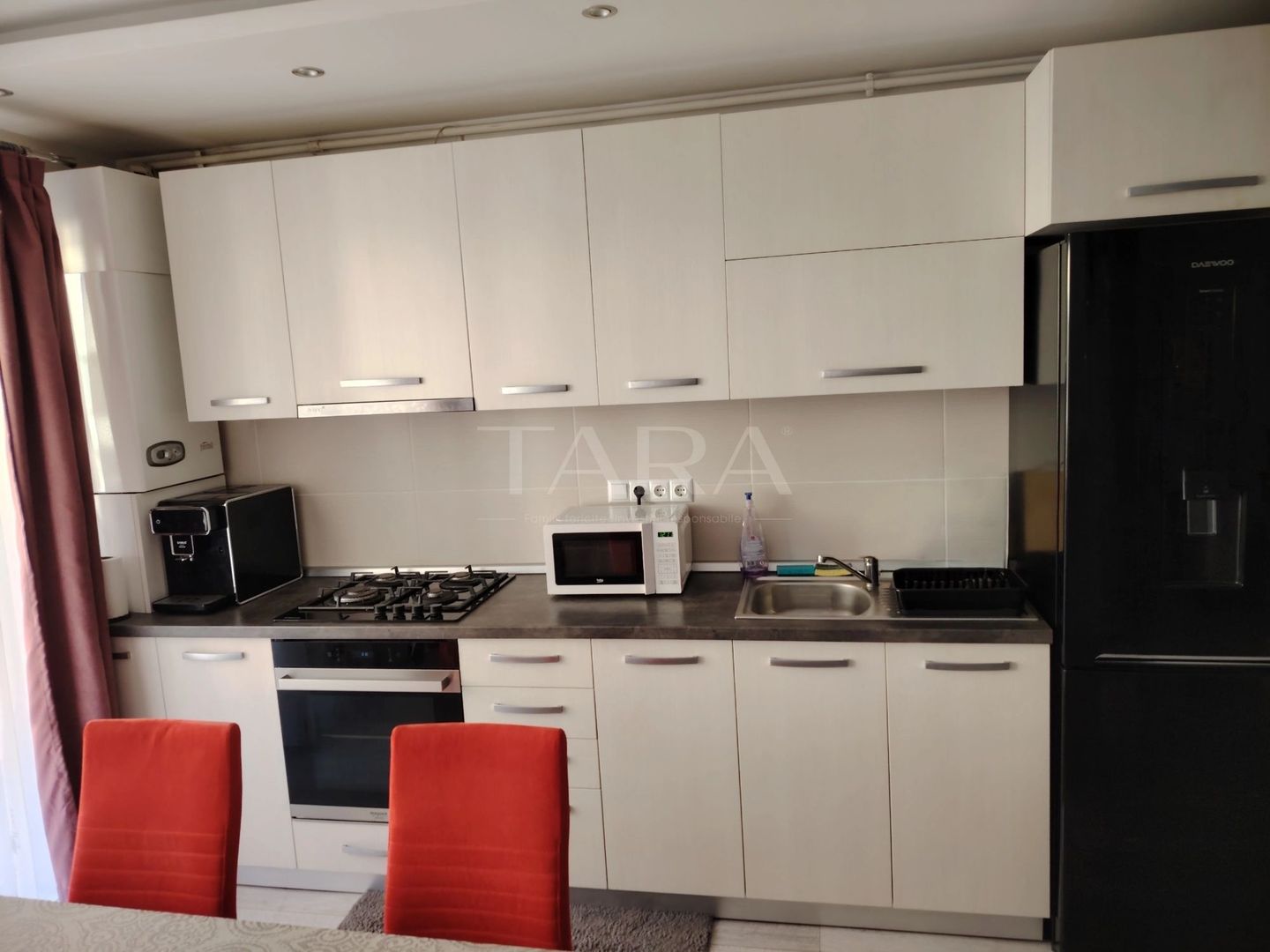 Apartament modern cu 3 camere, bloc nou – locuit sau investiție. - Poză 1