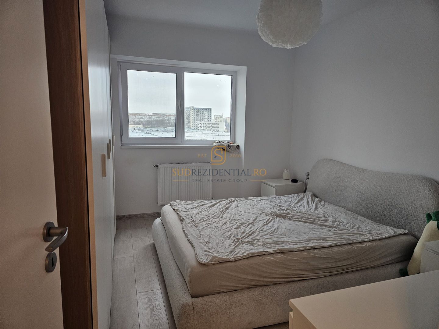 Apartament cu 3 camere, complet mobilat si utilat, acces rapid metrou - Poză 12