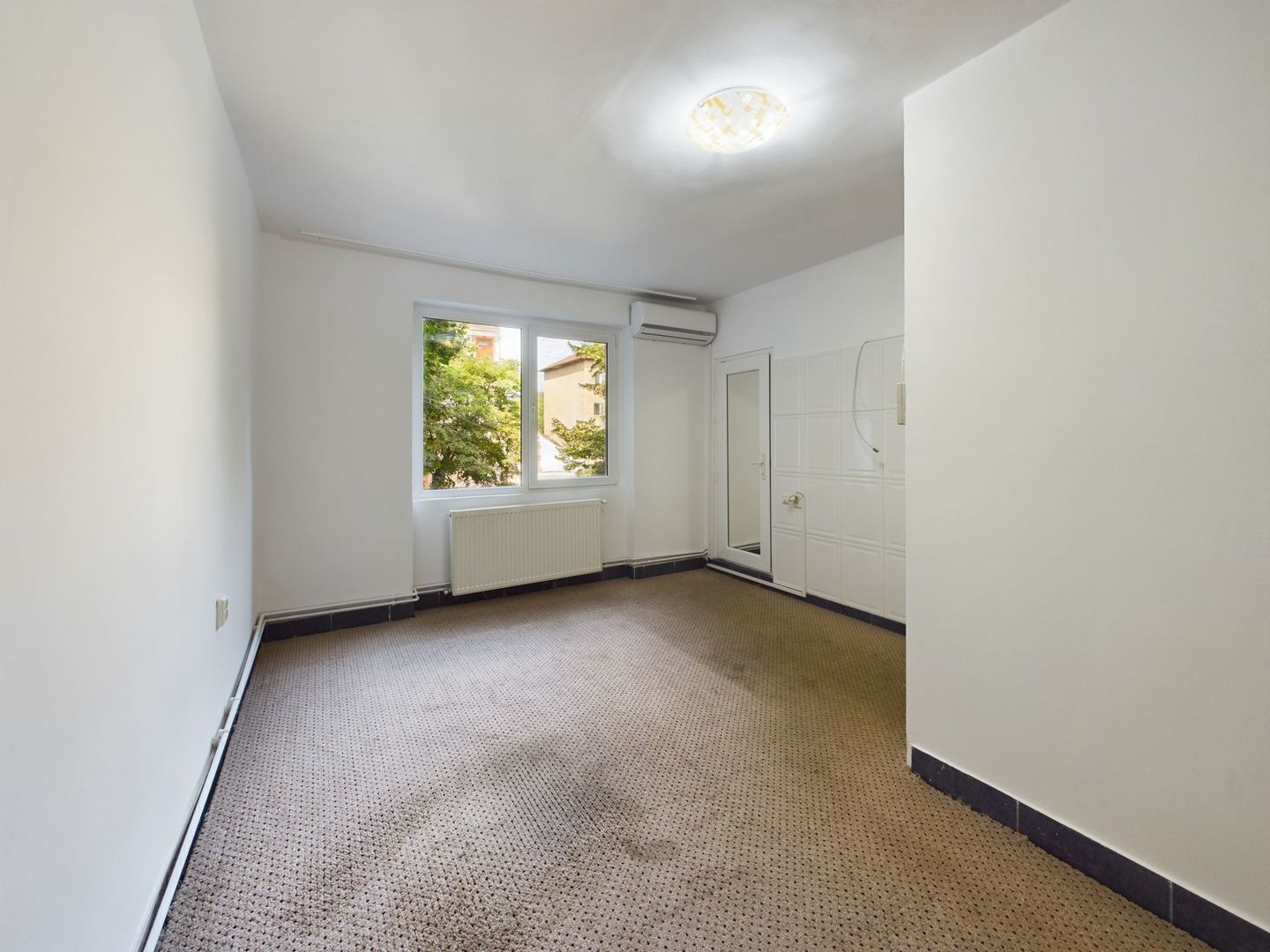 Apartament ultracentral pe B-dul Revoluției - Poză 15