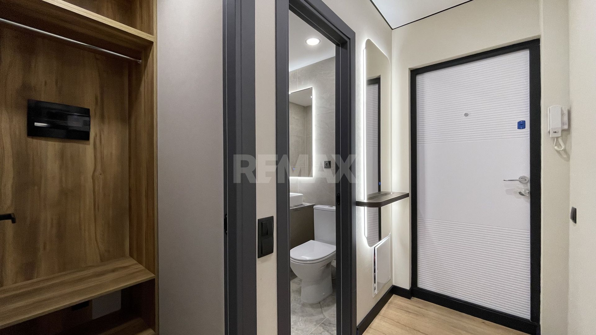 Apartament cu 2 camere plus living, sector Botanica - Poză 8