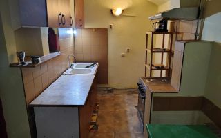 Apartament cu 2 camere la curte - Poză 5