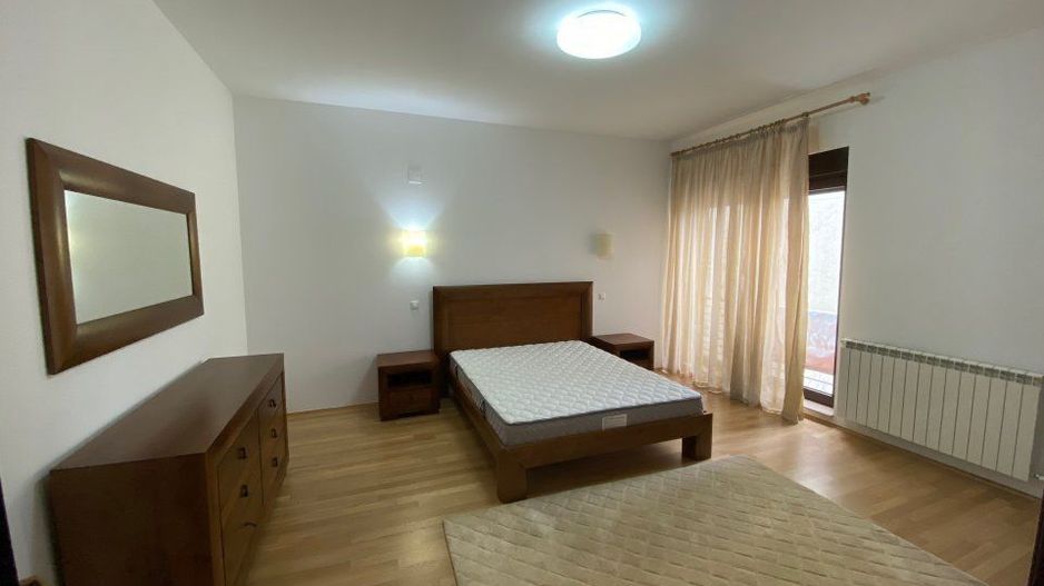 Apartament superb cu 4 Camere în Primăverii, Strada Mircea Eliade - Poză 5