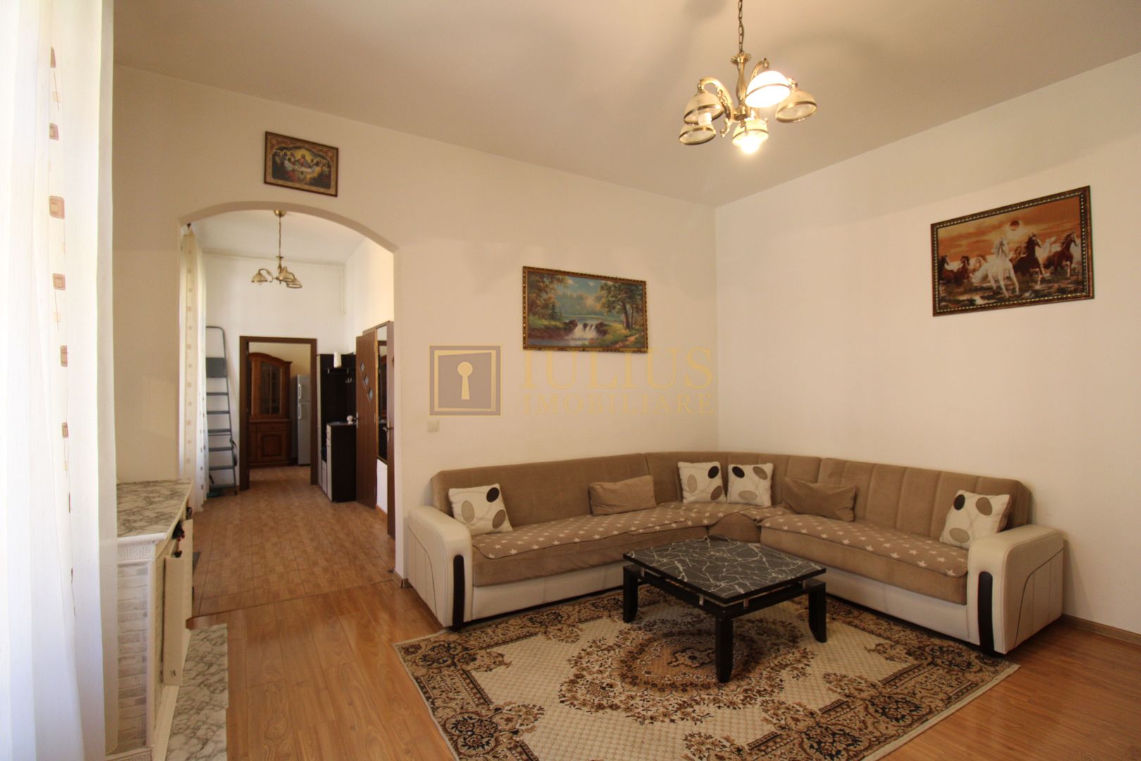 Spatios, 3 camere, centrala proprie, curte interioara - Poză 12