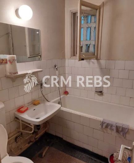 Apartament cu 3 camere decomandat - Etaj 2 - Fara Risc - Podu Ros - Poză 1