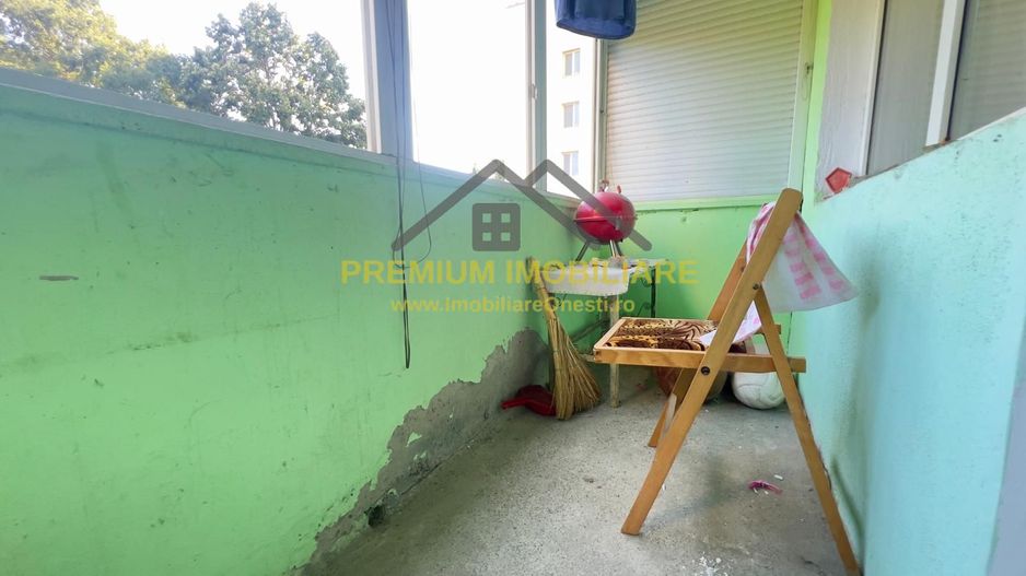 Apartament 3 camere etaj 1 - zona centrala - Poză 3