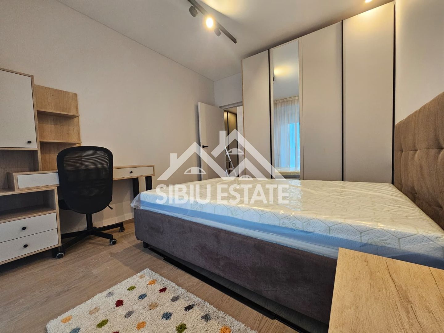 Apartament NOU de inchiriat Sibiu central - Poză 5