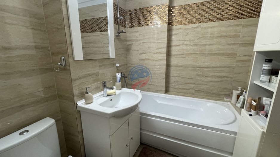 Apartament  Lux -2 camere decomandat | Grădină privată | Happy Residence - Poză 9