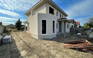 Casă individuală cu 6 camere și teren generos de 735mp |Moșnița Veche| - Poză 1