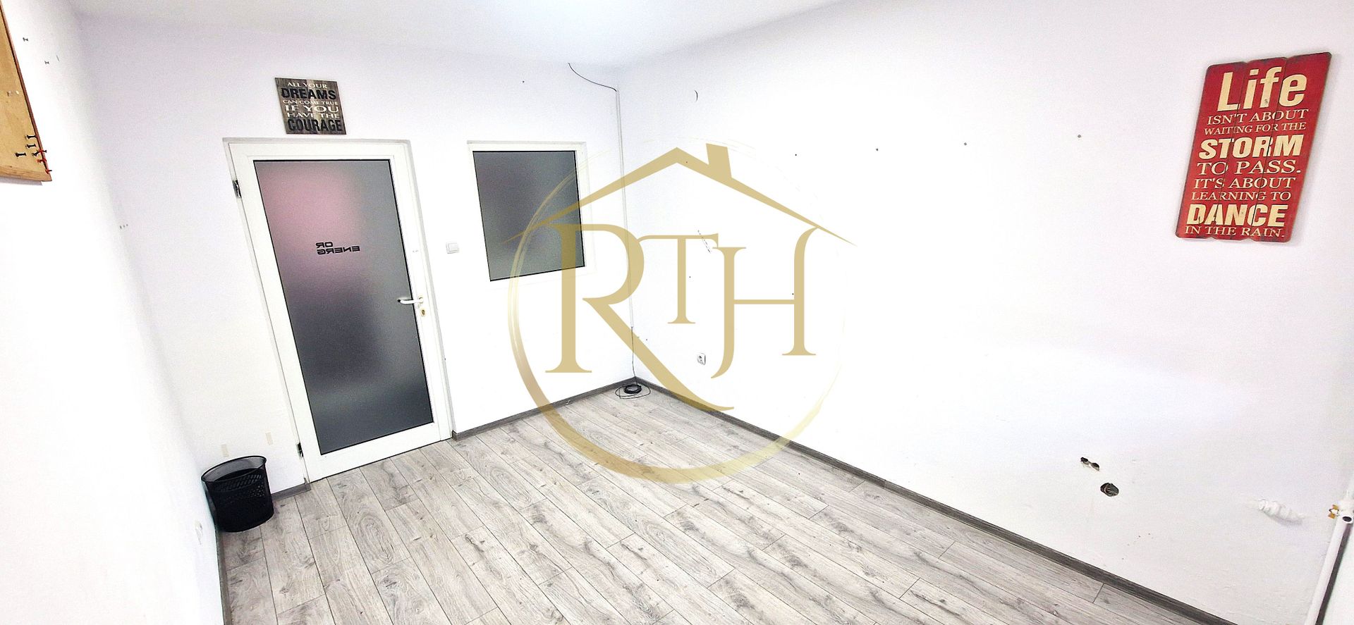 Inchiriez spatii de  birouri in Giroc preturi incepand de la 200 euro/birou. - Poză 2