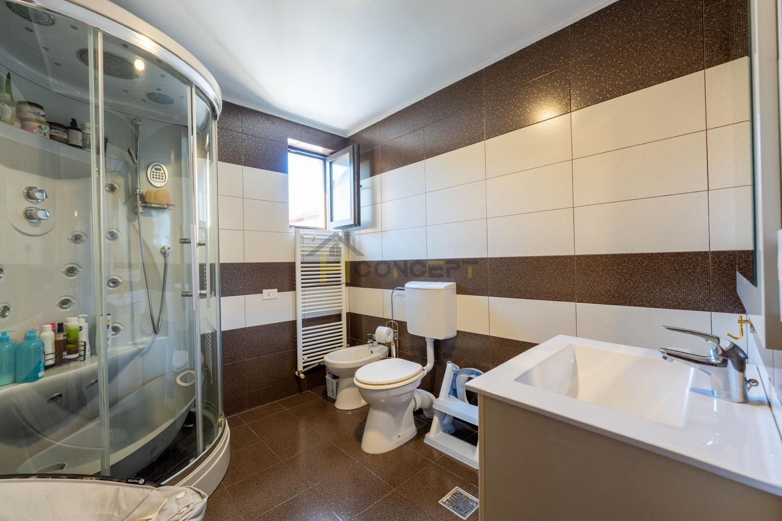 Vila spatioasa 5 camere 8 min metrou Dimitrie Leonida - Poză 10