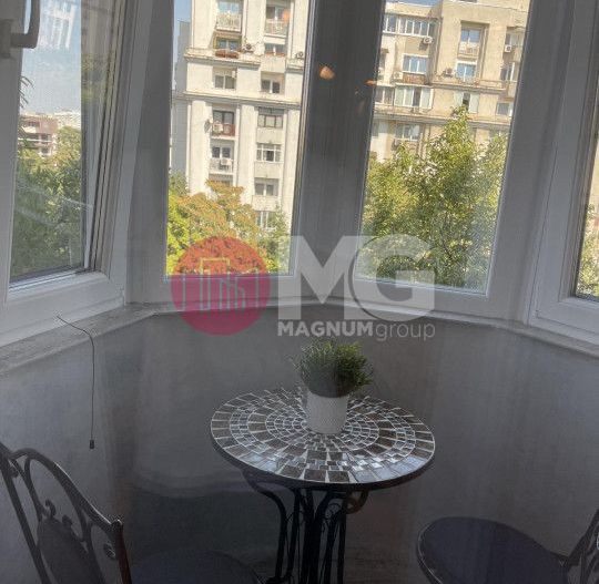 Apartament de Lux cu 2 Camere, Vedere la Bulevard, Zona Unirii-Burebista. - Poză 15