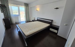Apartament cu 3 Camere, Scară Interioară, Zona Centru - Poză 3