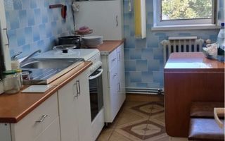 De vanzare apartament cu 3 camere, zona Unirii - Poză 6