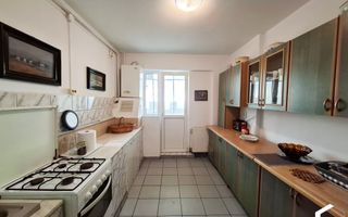 Apartament cu 2 camere, decomandat, confort 1, zona Republicii - Poză 4