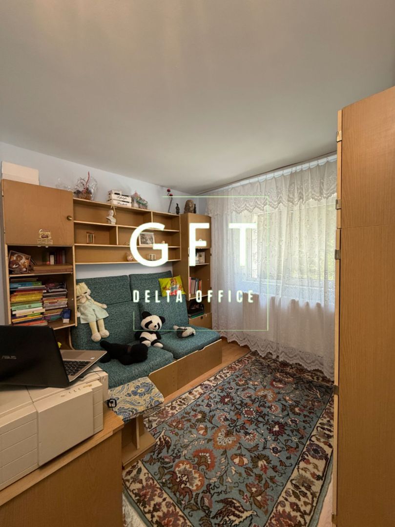 Apartament 4 camere, Et. 1 - Zona Sud , Str. Imparatul Traian - Poză 11